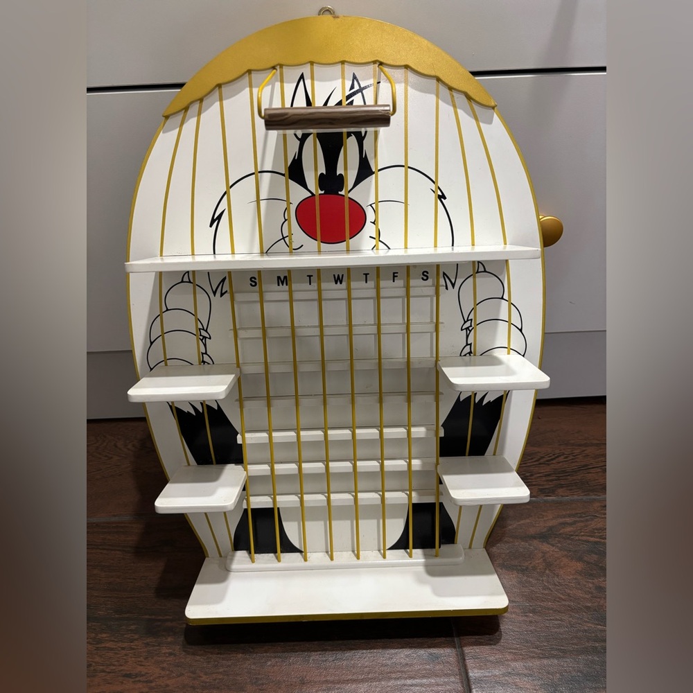 Looney Tunes Sylvester Cat Wall Organizer